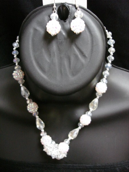 Allegro Necklace Set